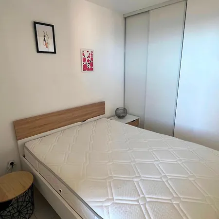 Savanna I Joli 2 Pieces Vue Piscine Rochelongue Cap D'agde Apartment Agde